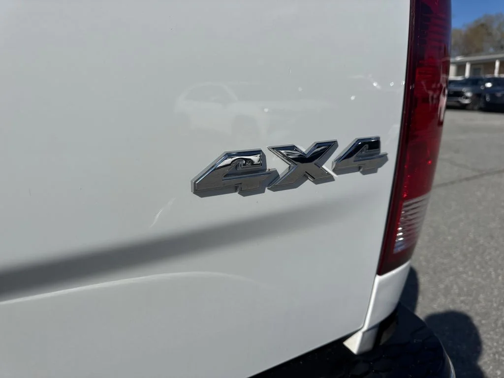 Used 2017 White Ram SLT image 26