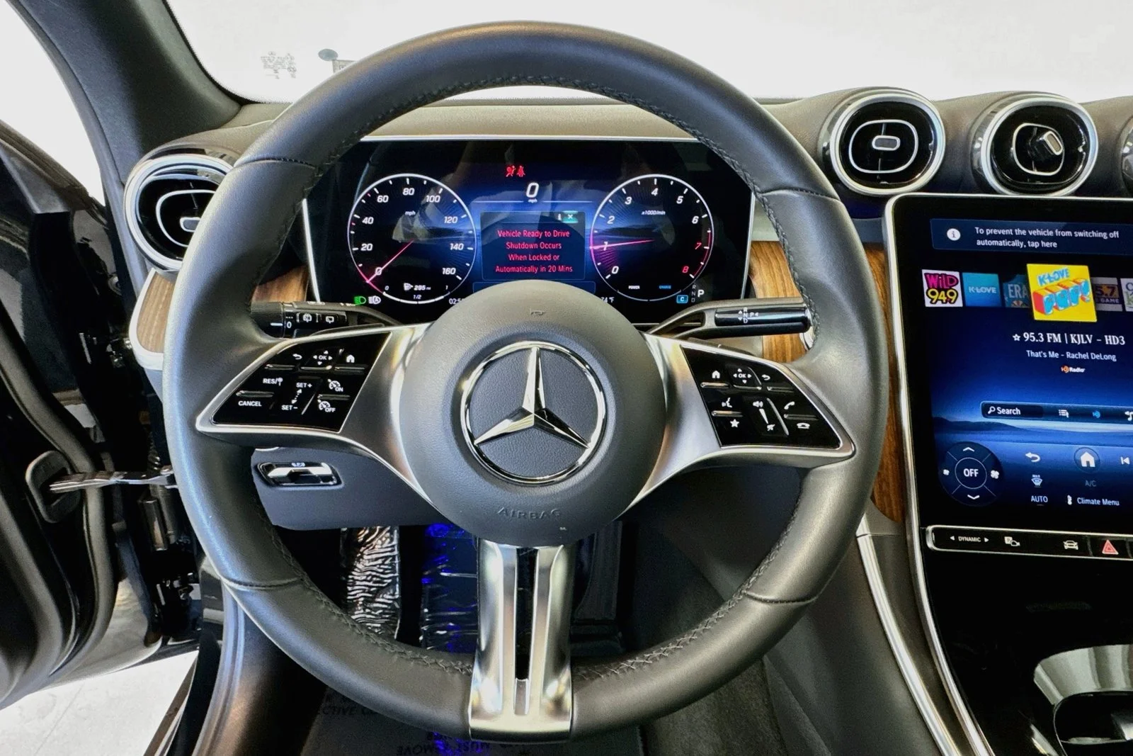 Used 2026 Black Mercedes-Benz GLC 300 image 11