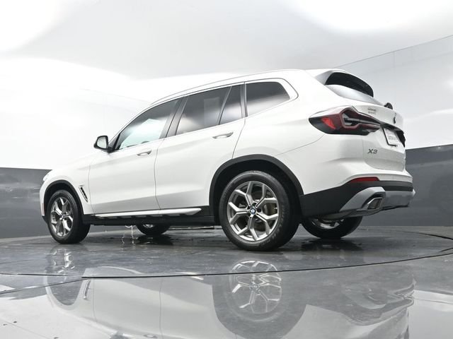 Used 2024 White BMW sDrive30i image 45