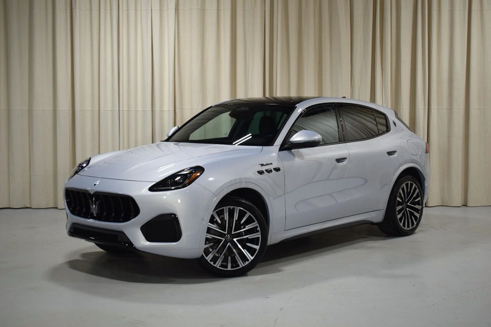 New 2025 Maserati Grecale 4D Sport Utility in Troy #S7465837