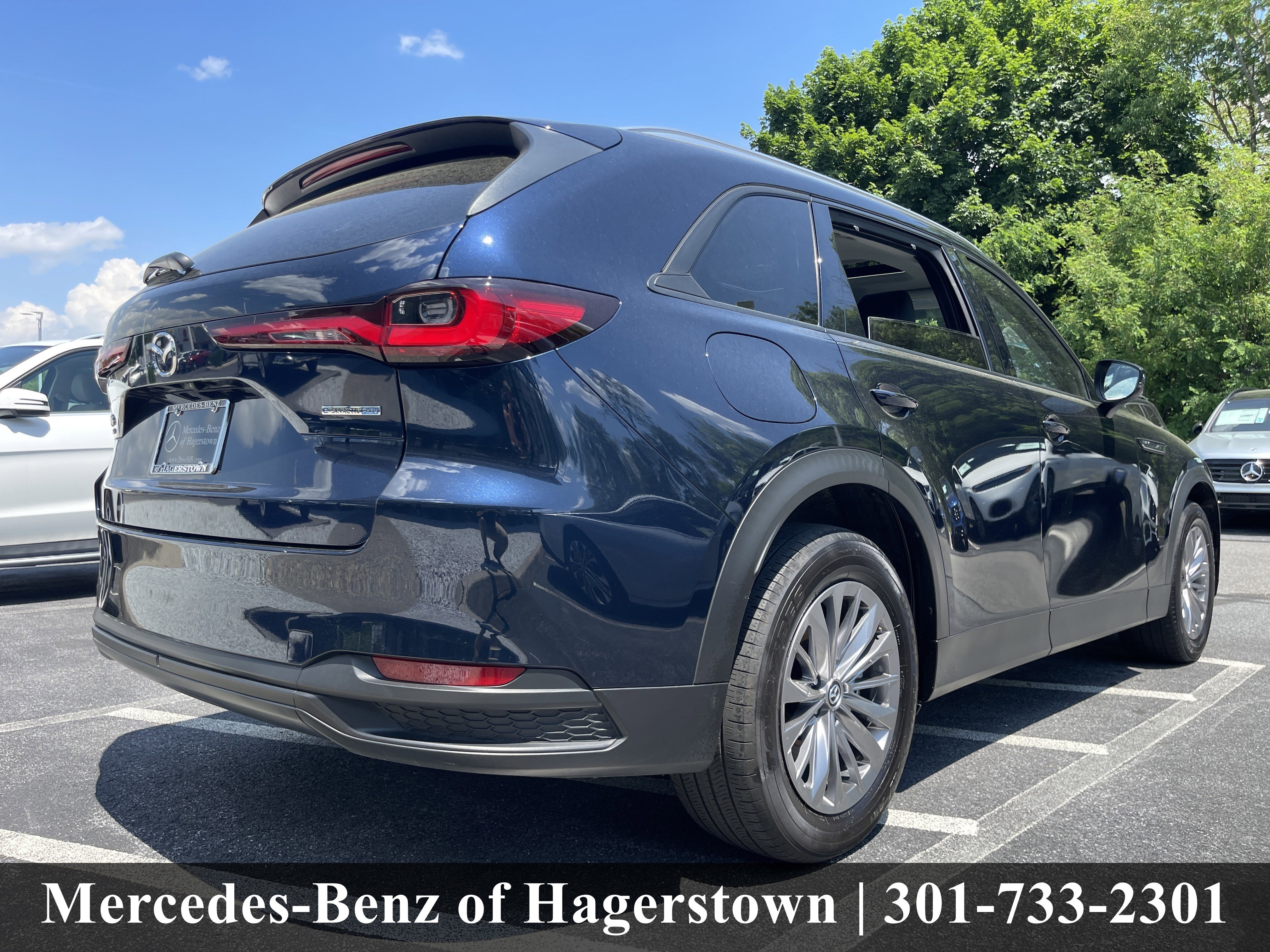 Used 2024 Deep Crystal Blue Mica Mazda Preferred AWD image 42