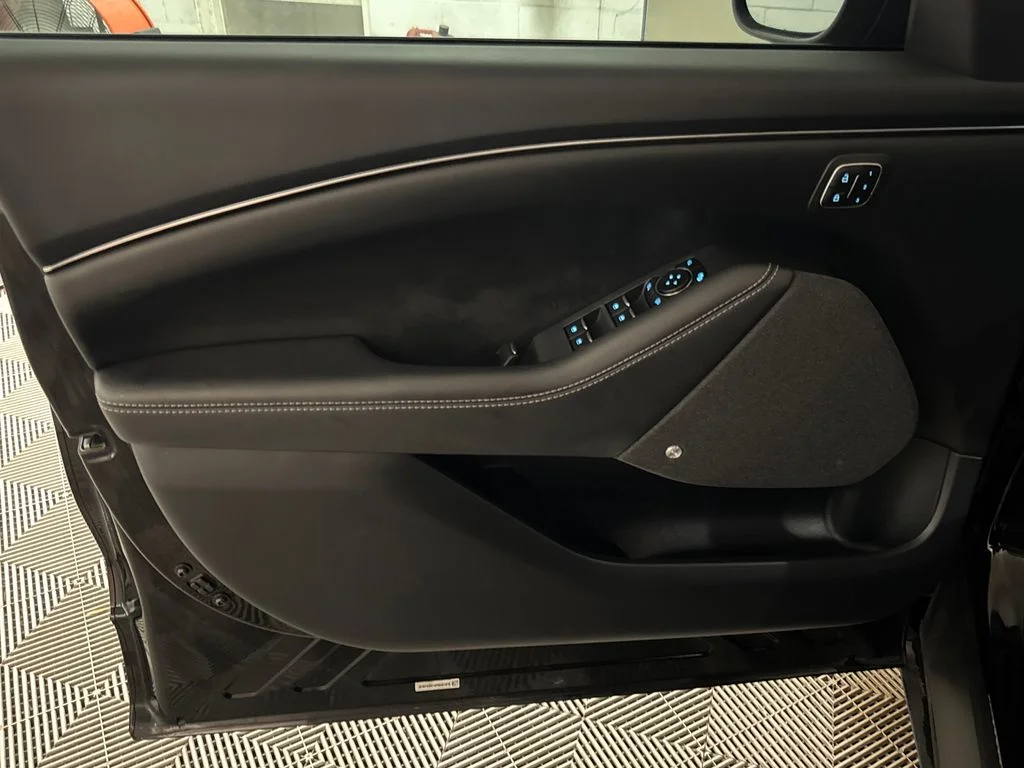 Certified Used 2023 Black Ford Premium image 17