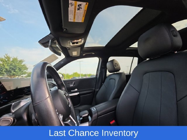Used 2023 Black Mercedes-Benz GLB 250 image 7