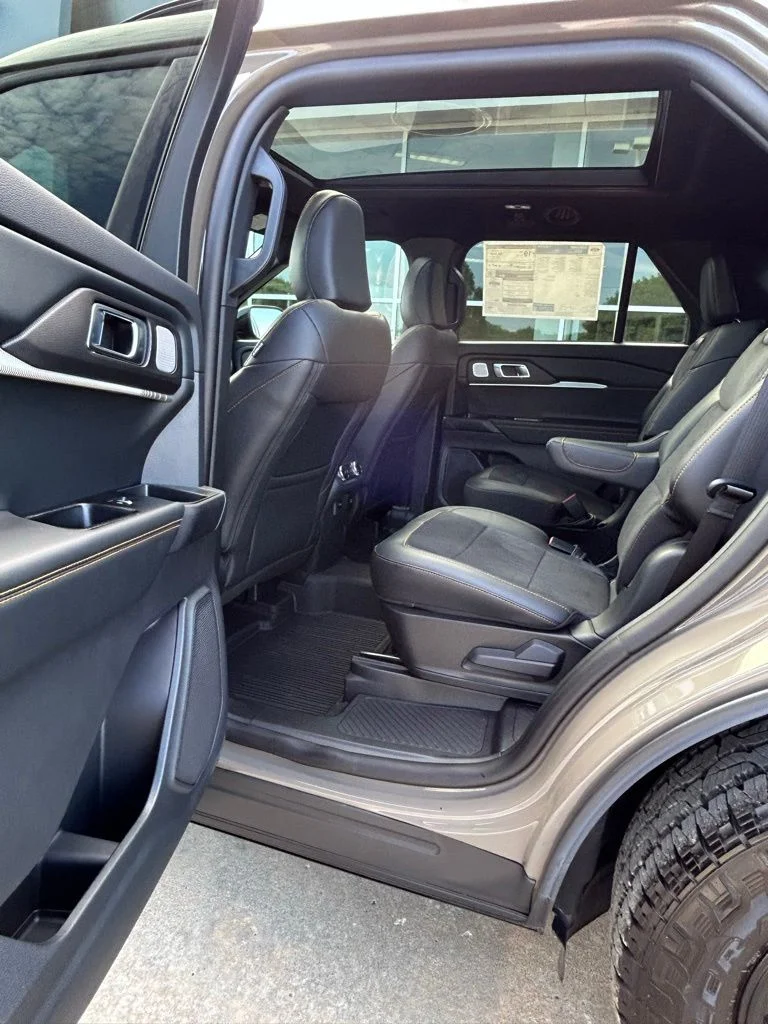 New 2026 Marsh Gray Ford Tremor image 13