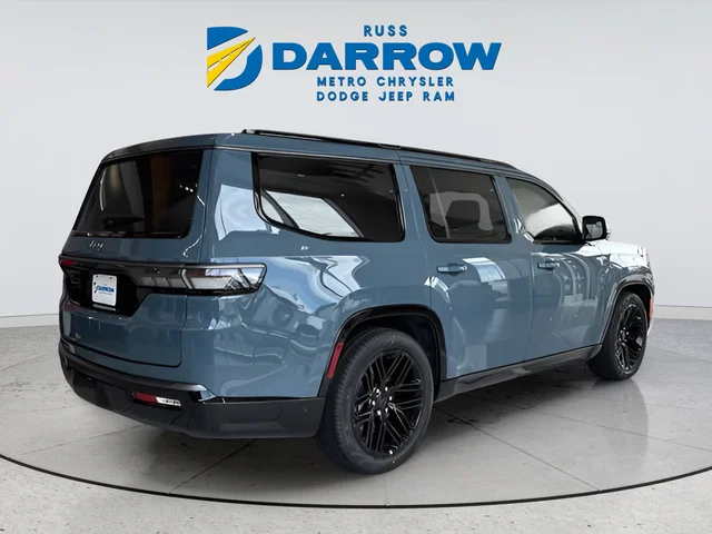 New 2026 Steel Blue Exterior Paint Jeep Limited Reserve image 5