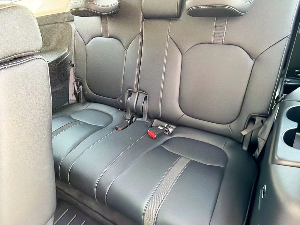 Used 2025 Platinum White Pearl Honda EX-L image 27
