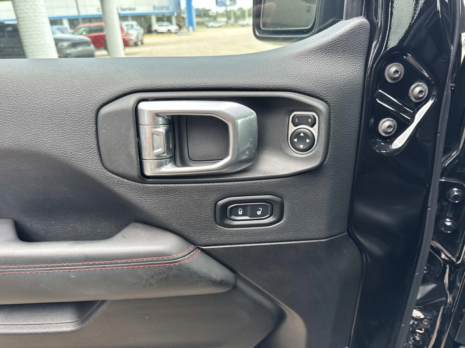 Used 2026 BLACK CLEARCOAT Jeep Rubicon X image 19