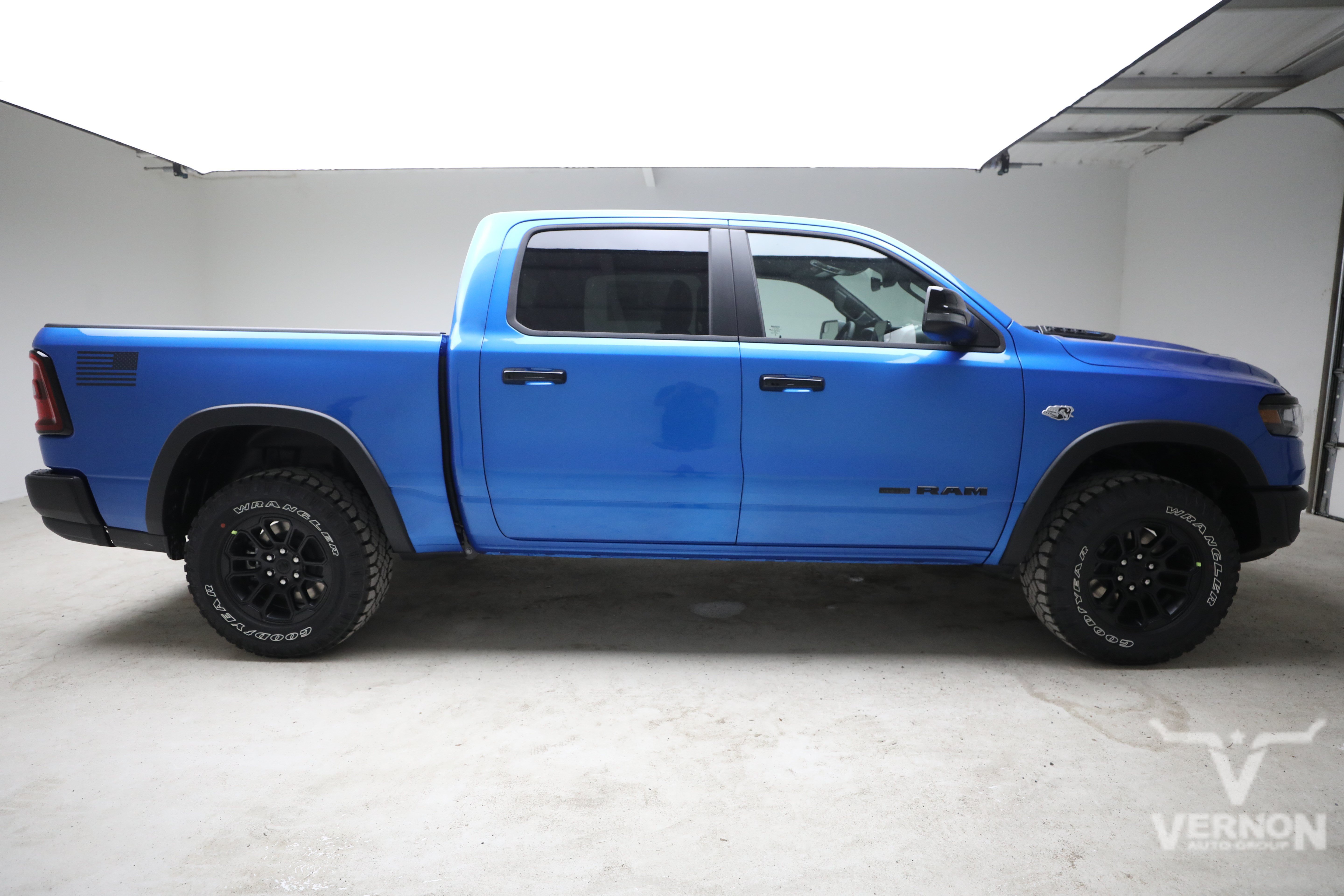 New 2026 Hydro Blue Pearlcoat Ram N image 6