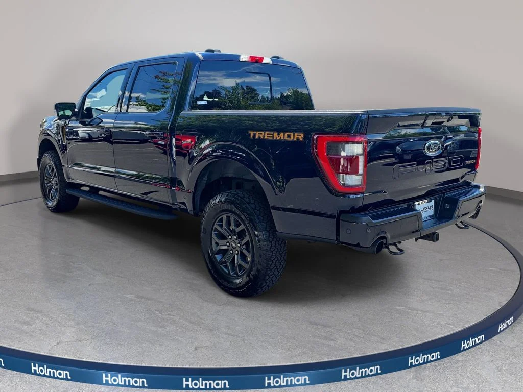 Used 2022 Blue Ford Tremor image 8