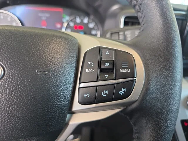 Used 2024 White Metallic Ford XLT image 19