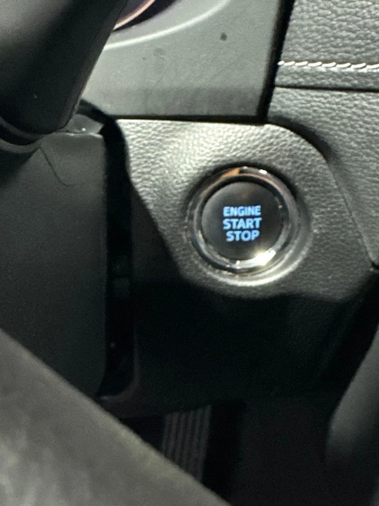 Used 2020 Black Toyota XLE image 42