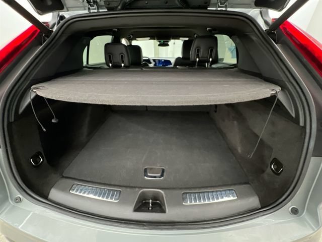 2025 Cadillac XT4 Premium Luxury - Photo 37
