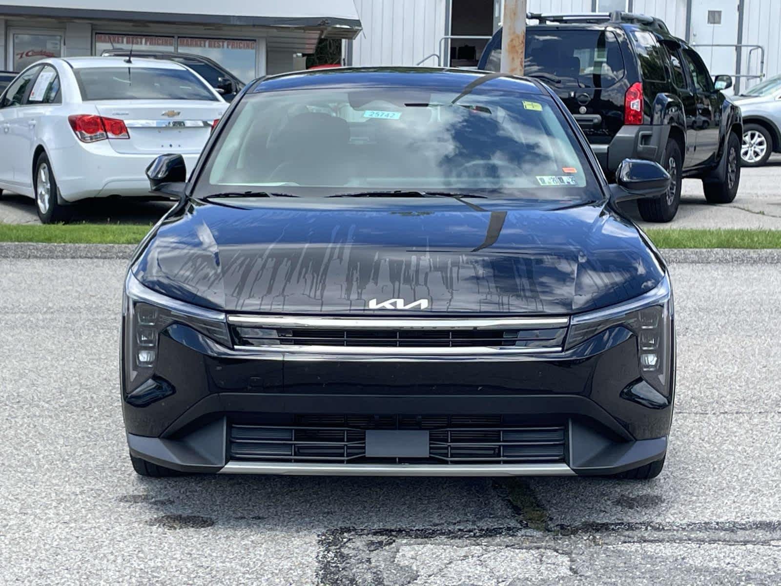 Certified Used 2025 Aurora Black Pearl Kia EX image 17