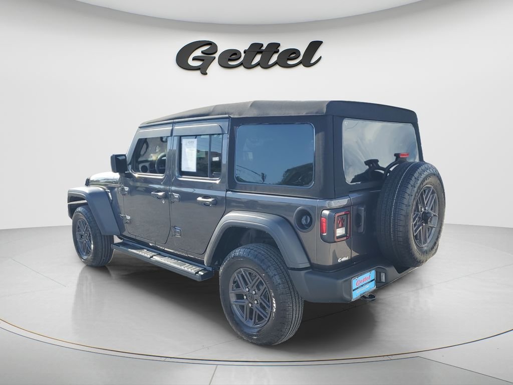 Used 2024 Gray Jeep Sport S image 7