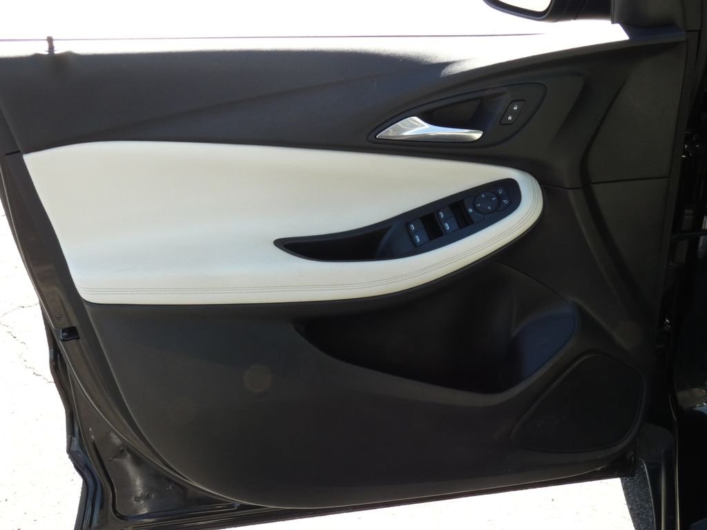Used 2023 Black Buick Preferred image 8
