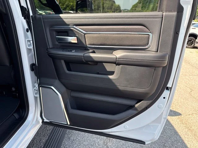 New 2026 Bright White Clear-Coat Exterior Paint RAM Laramie image 26