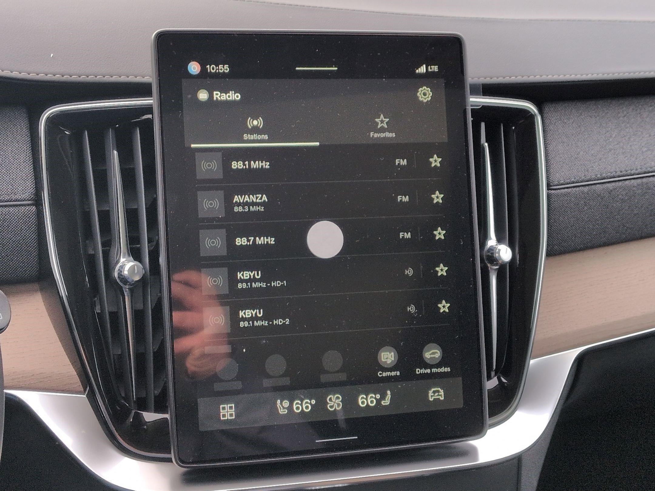 New 2026 Onyx Black Volvo Core image 11