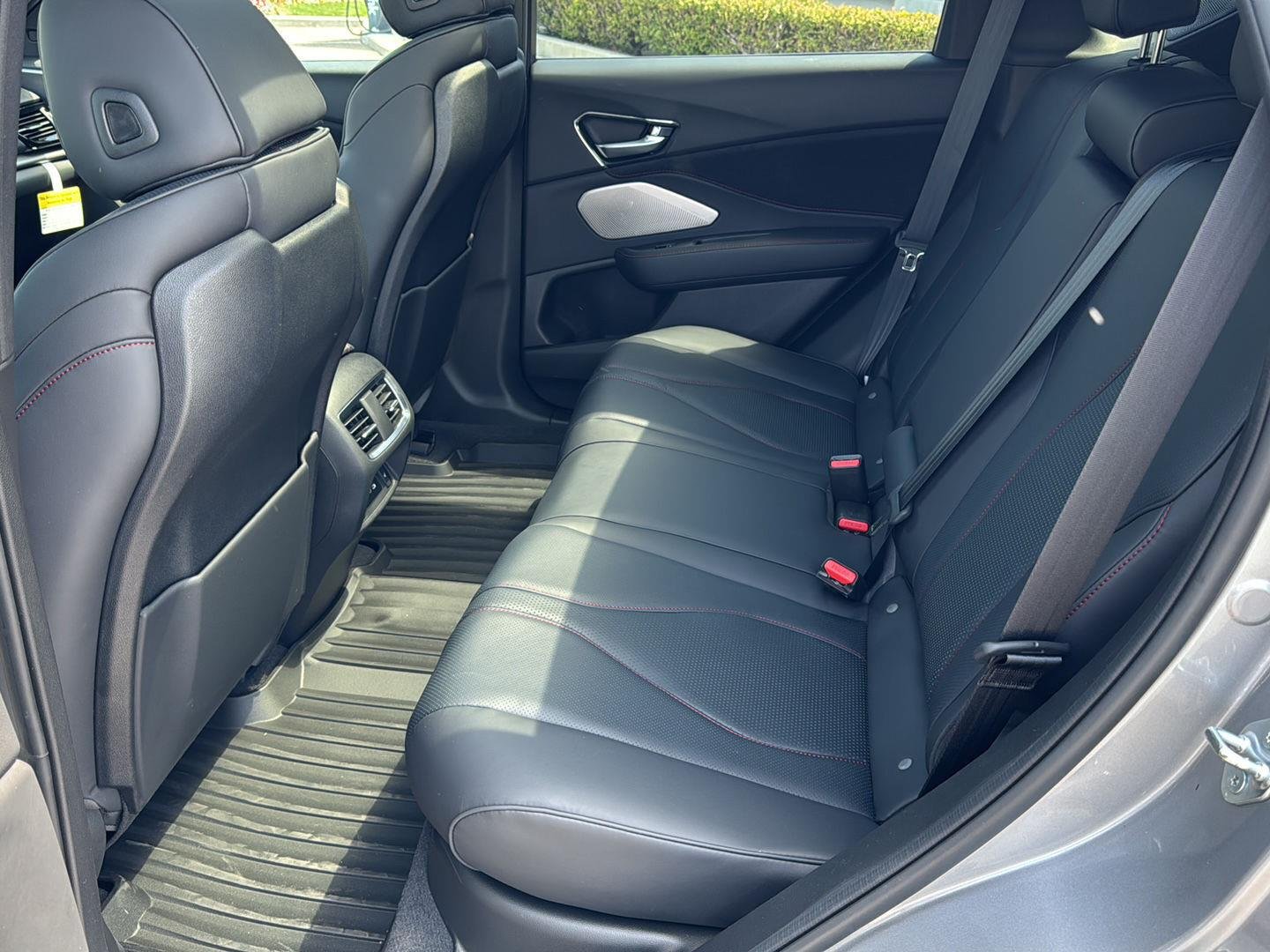 New 2026 Solar Silver Metallic Acura w/A-Spec Advance Package image 30