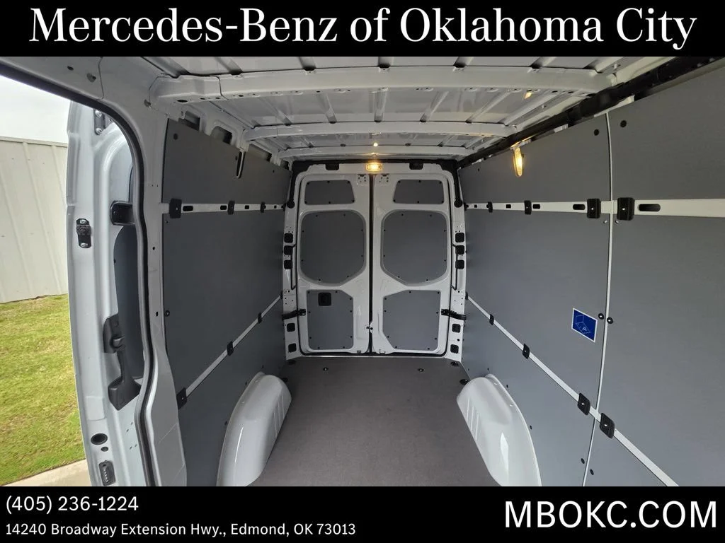 New 2026 Arctic White Mercedes-Benz Cargo 144 WB image 19