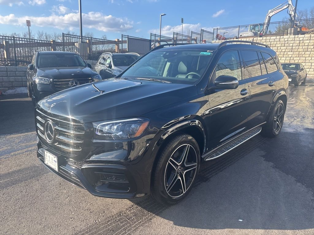 Used 2026 Black Mercedes-Benz GLS 450 image 2