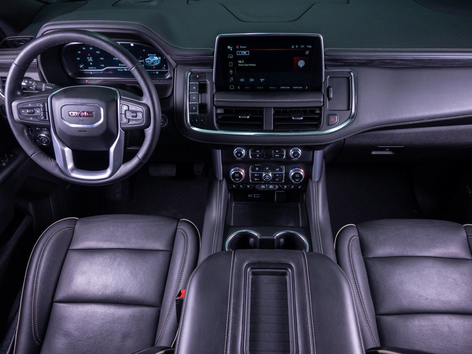 Used 2022 White Frost Tricoat GMC SLT image 17