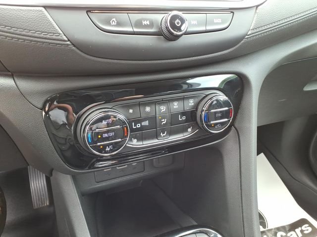 Used 2022 Black Buick Select image 28