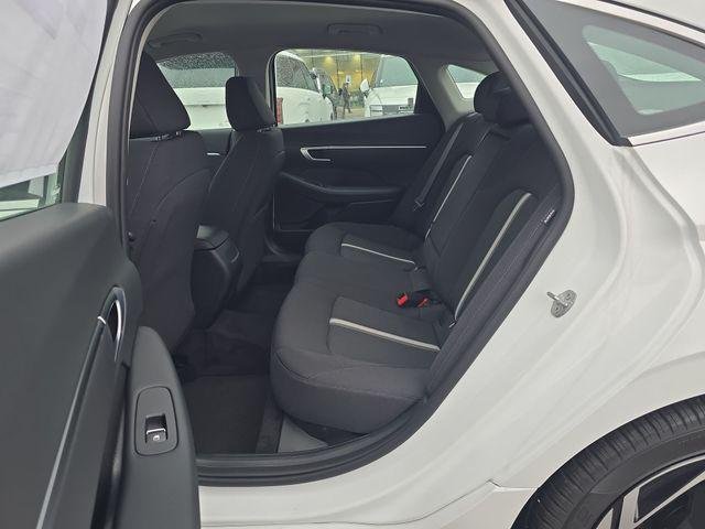 New 2026 White Hyundai SEL Sport image 21