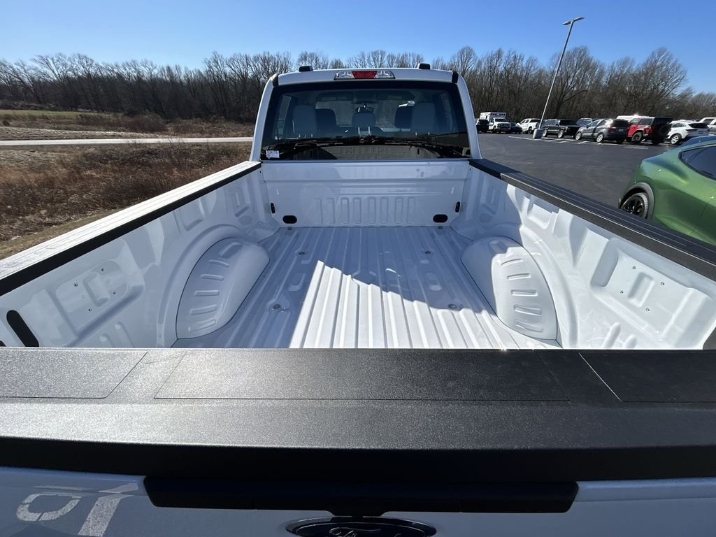 New 2026 Oxford White Ford F-350® XL image 28
