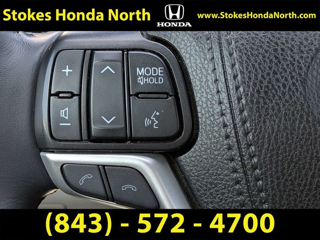 Used 2019 Black Toyota XLE image 27