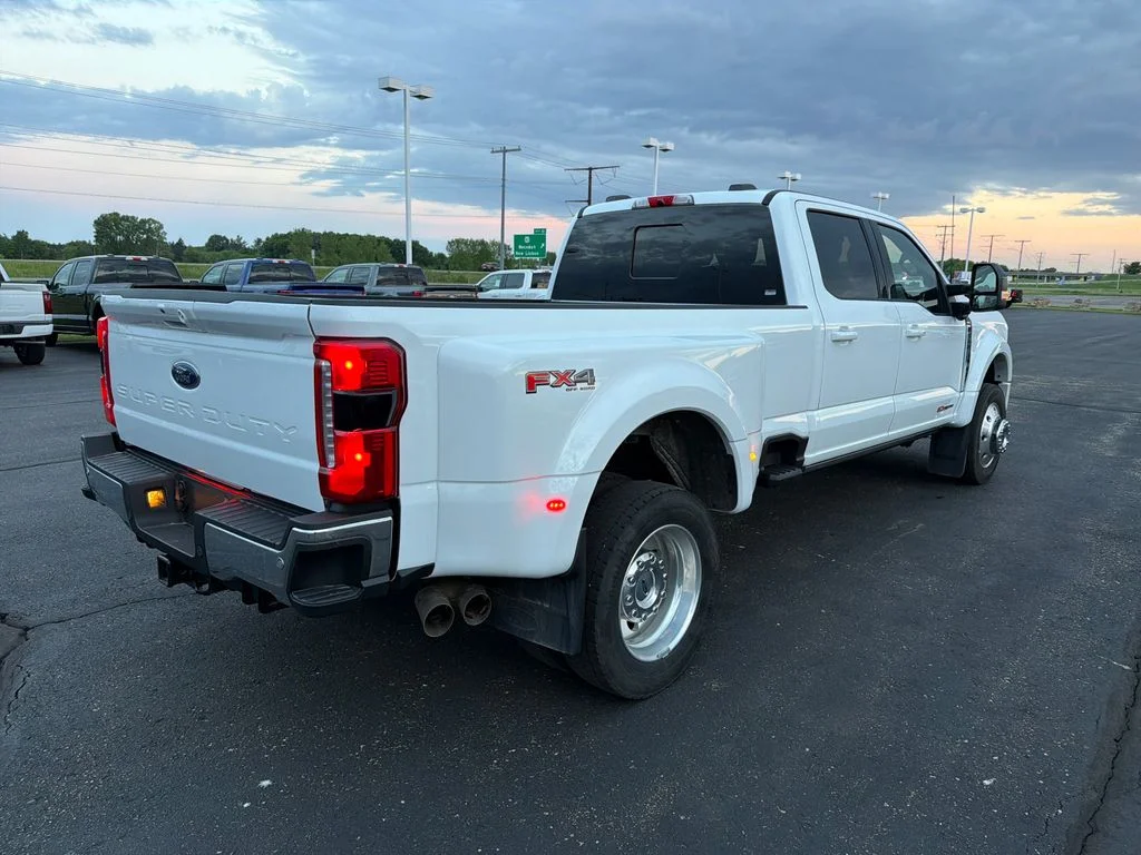 Used 2024 White Ford Lariat image 5