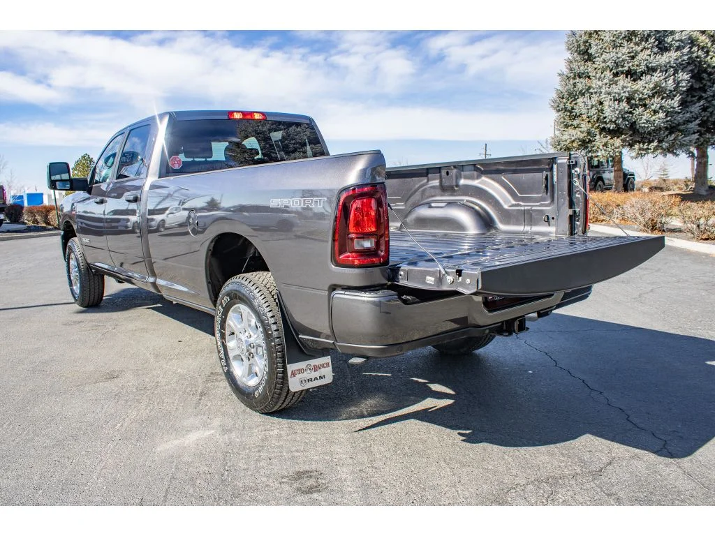 New 2026 Granite Crystal Metallic Clear-Coat Exterior Paint RAM Big Horn image 9