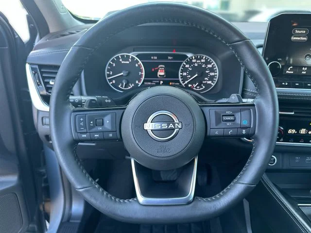 Used 2023 Gray Nissan SL image 15