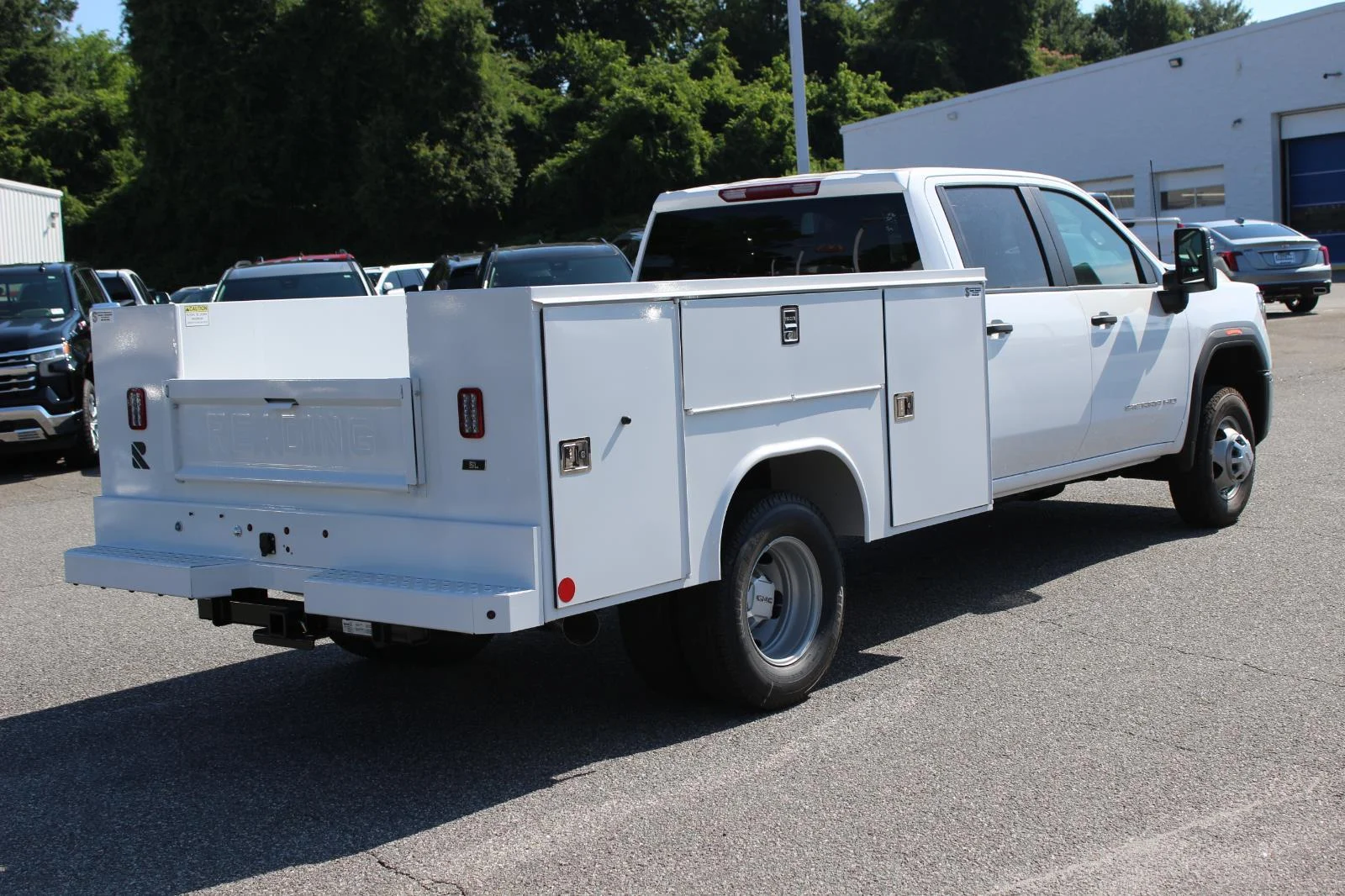 New 2026 Summit White GMC Pro image 7