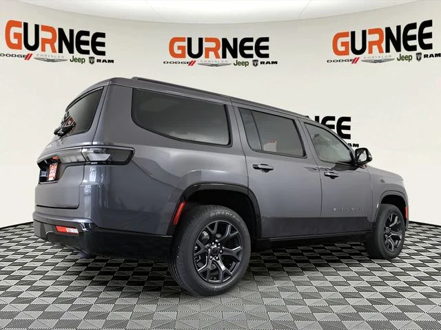 New 2026 Baltic-Gray Metallic Clear-Coat Exterior Paint Jeep Limited Altitude image 34