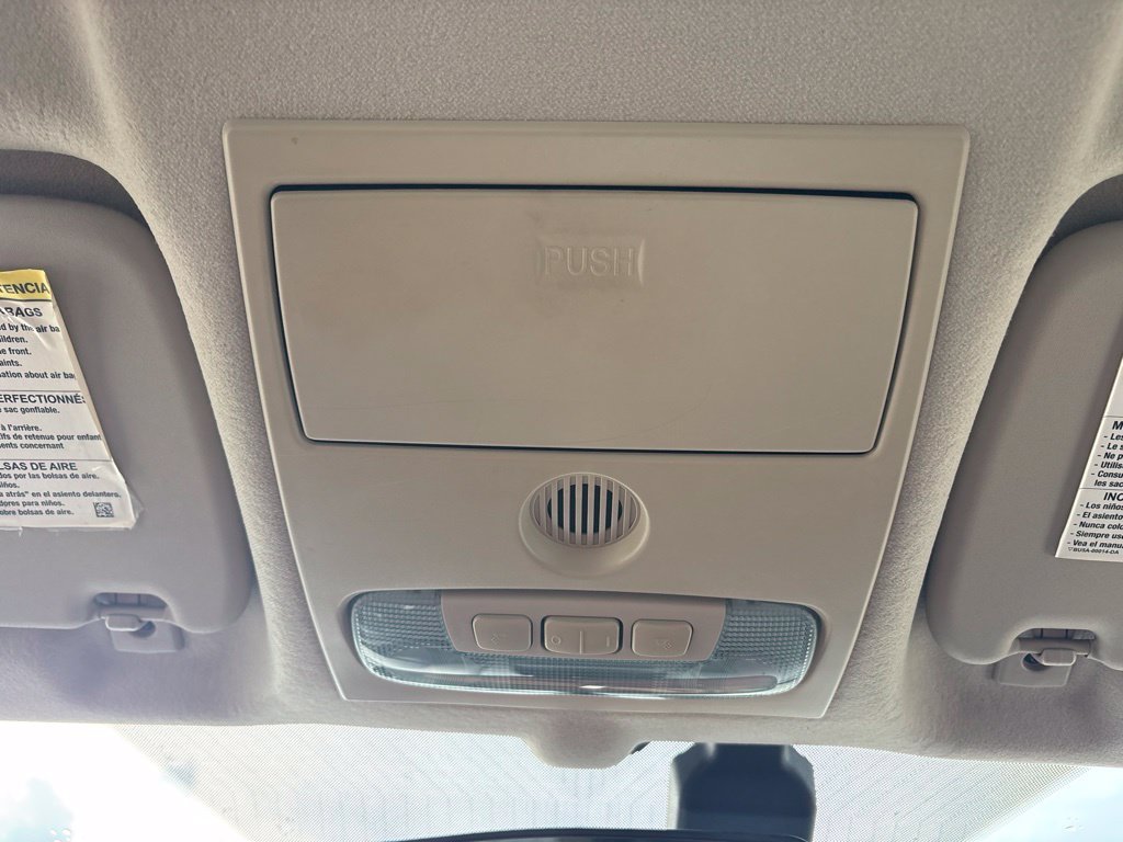 Used 2017 Gray Ford SE image 28