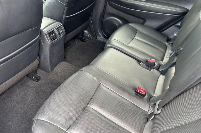 Used 2020 Brilliant Silver Metallic Nissan SL image 15