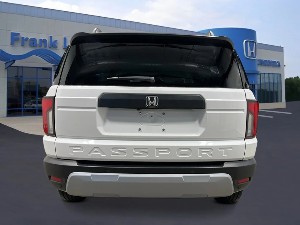 New 2026 Platinum White Pearl Honda RTL image 4