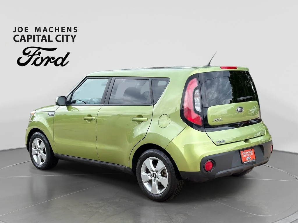 Used 2019 Alien II Kia Base image 7