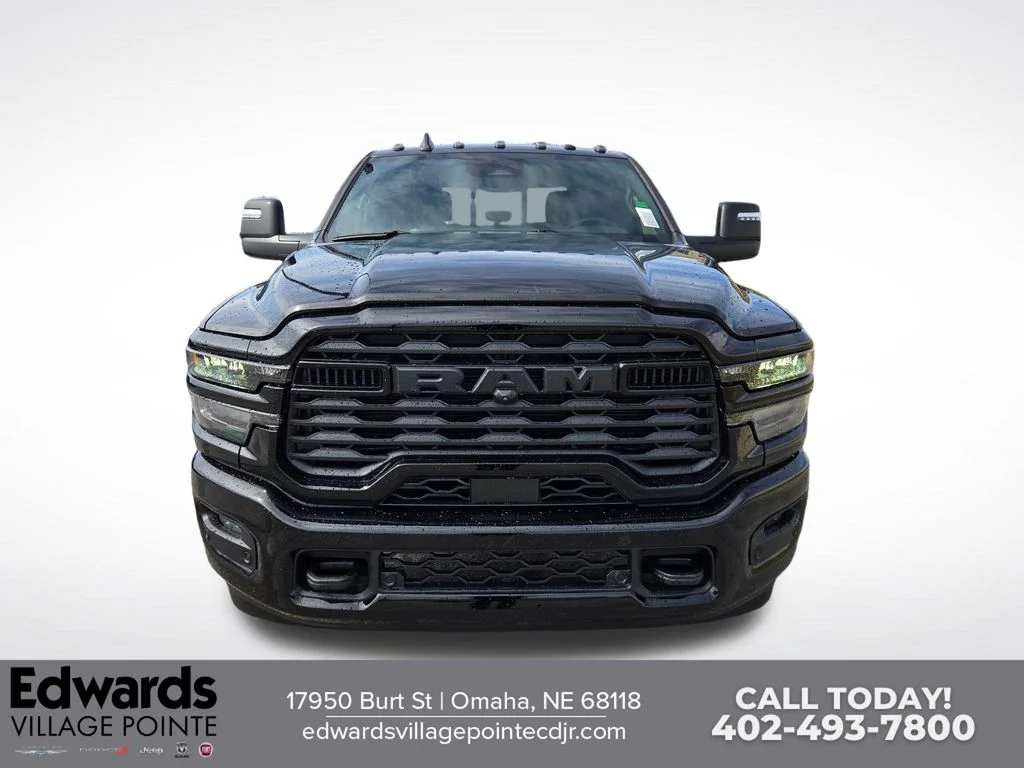 New 2026 Diamond Black Crystal Pearl-Coat Exterior Paint RAM Big Horn image 8