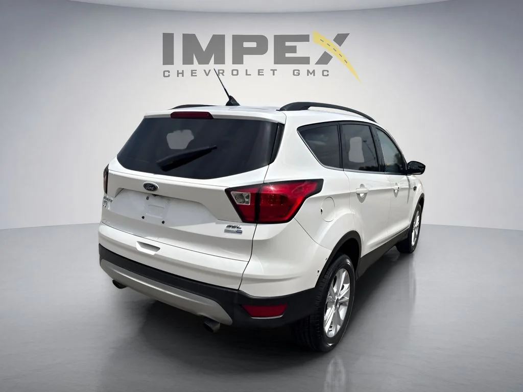 Used 2019 White Ford SEL image 5