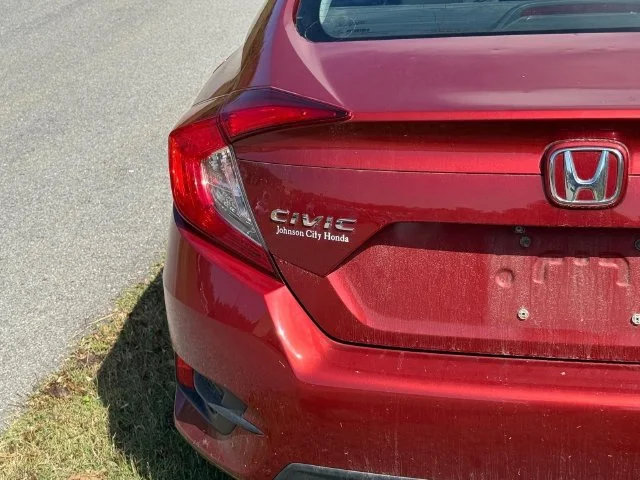 Used 2020 Red Honda LX image 17