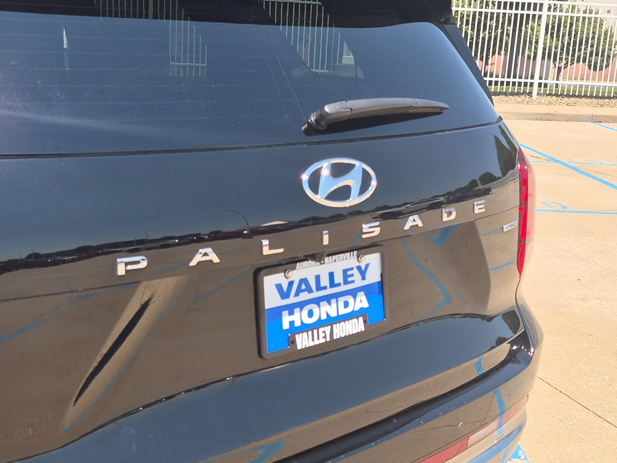 Used 2024 Abyss Black Pearl Hyundai Calligraphy image 31