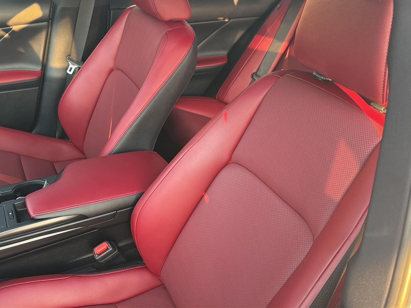 Used 2024 Ultra White Lexus F SPORT image 29