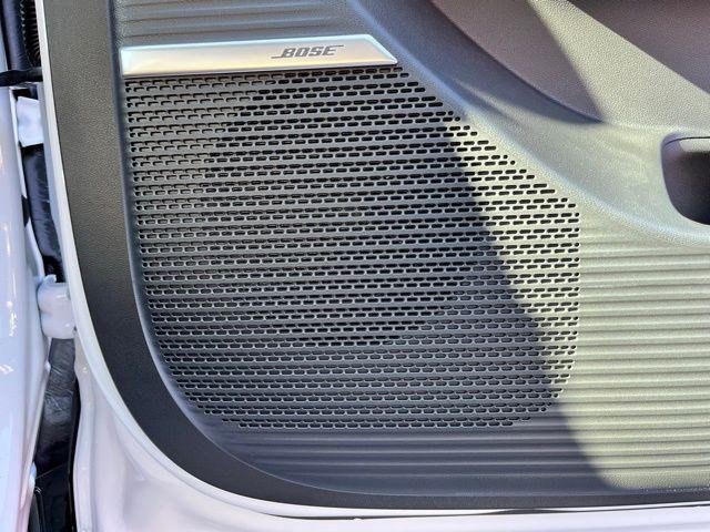 New 2026 White Hyundai Calligraphy FWD image 23