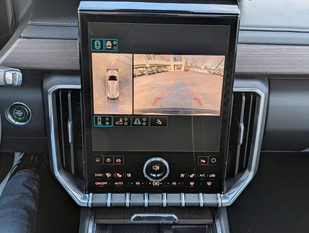 2026 GMC Acadia Denali - Photo 16