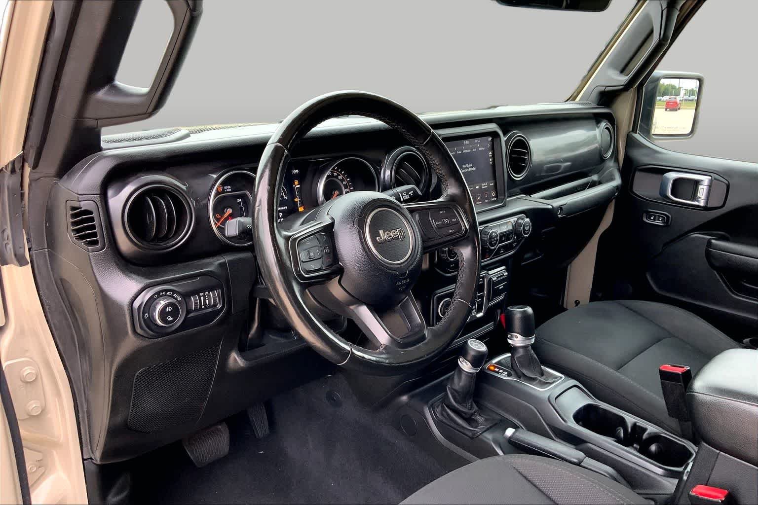 Used 2022 Hydro Blue Pearlcoat Jeep Altitude image 17