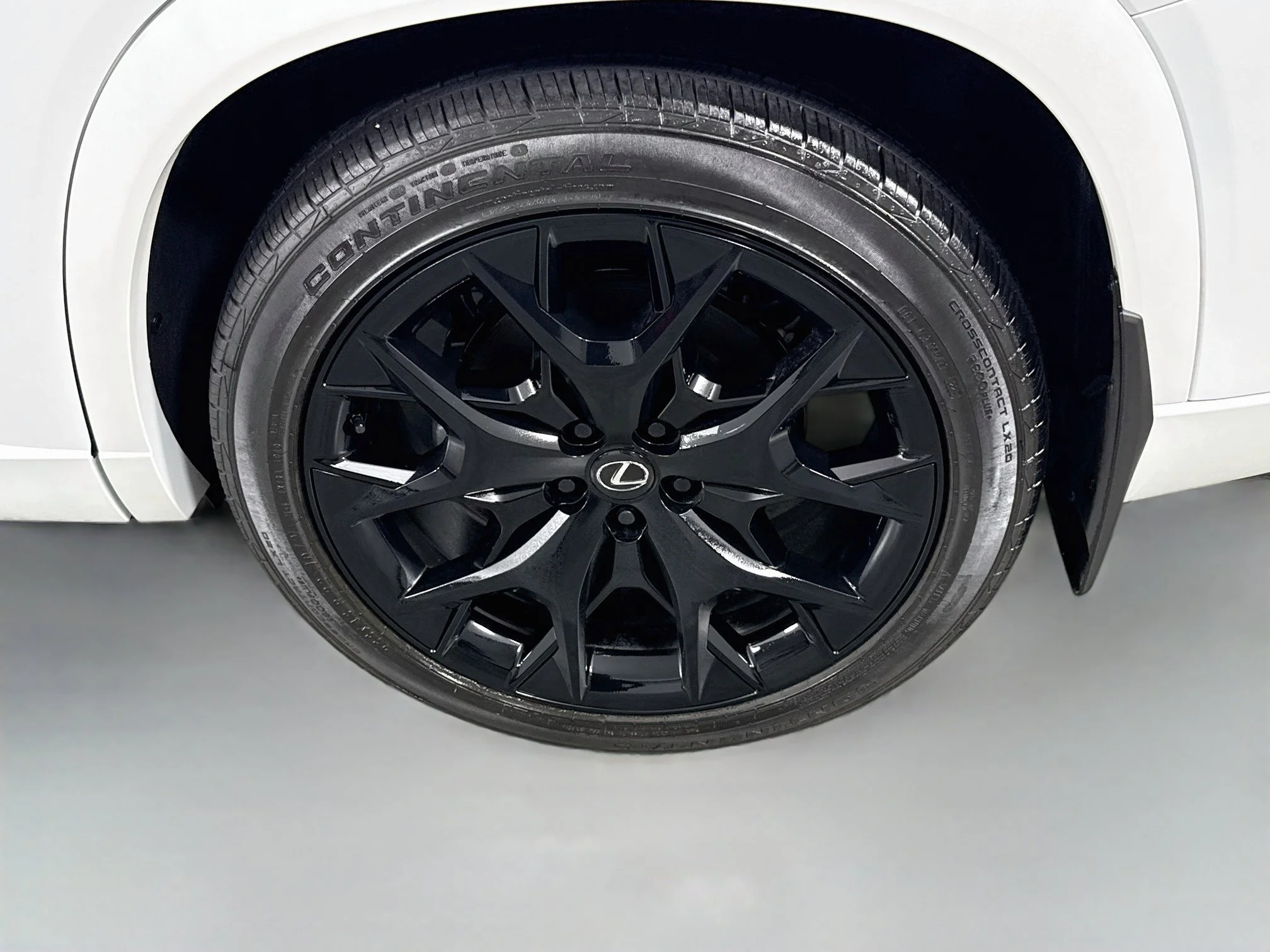 Certified Used 2025 Pearl Lexus 350 F SPORT Handling image 31