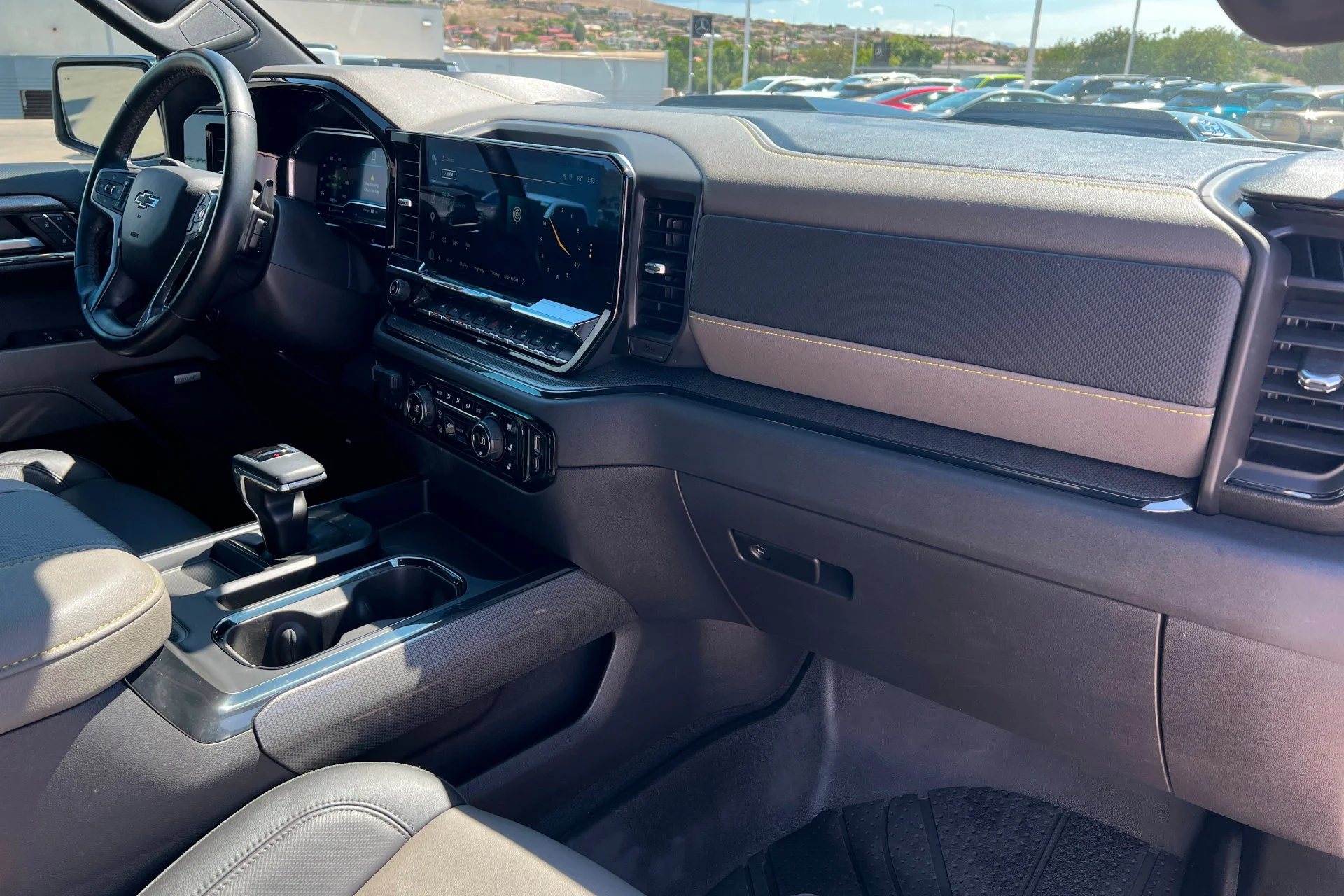 Used 2024 Summit White Chevrolet ZR2 image 24