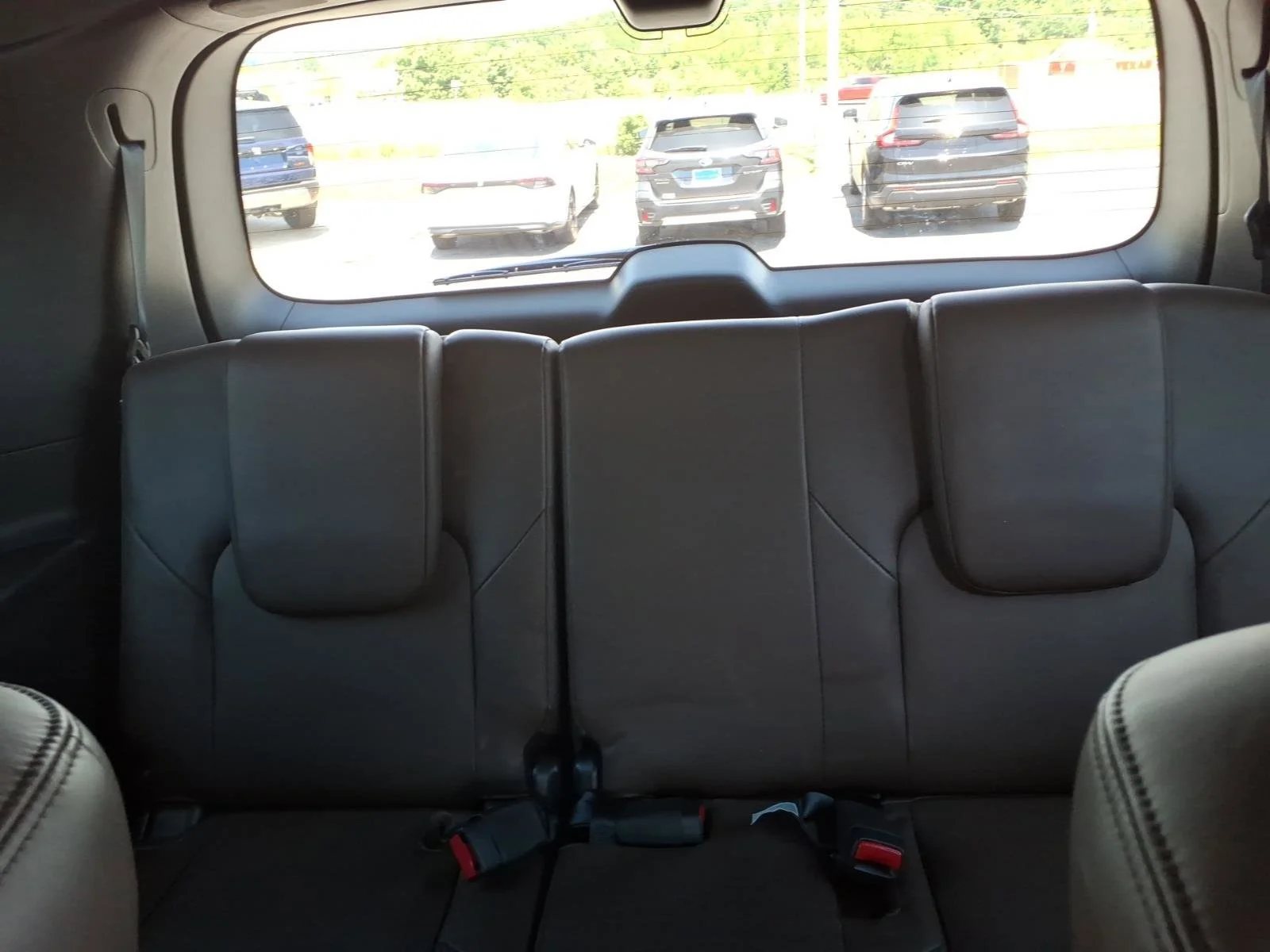 Used 2023 Aspen White Tricoat Nissan Platinum image 19
