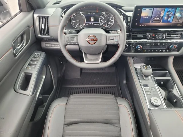 New 2026 Everest White Pearl TriCoat Nissan Rock Creek® image 9